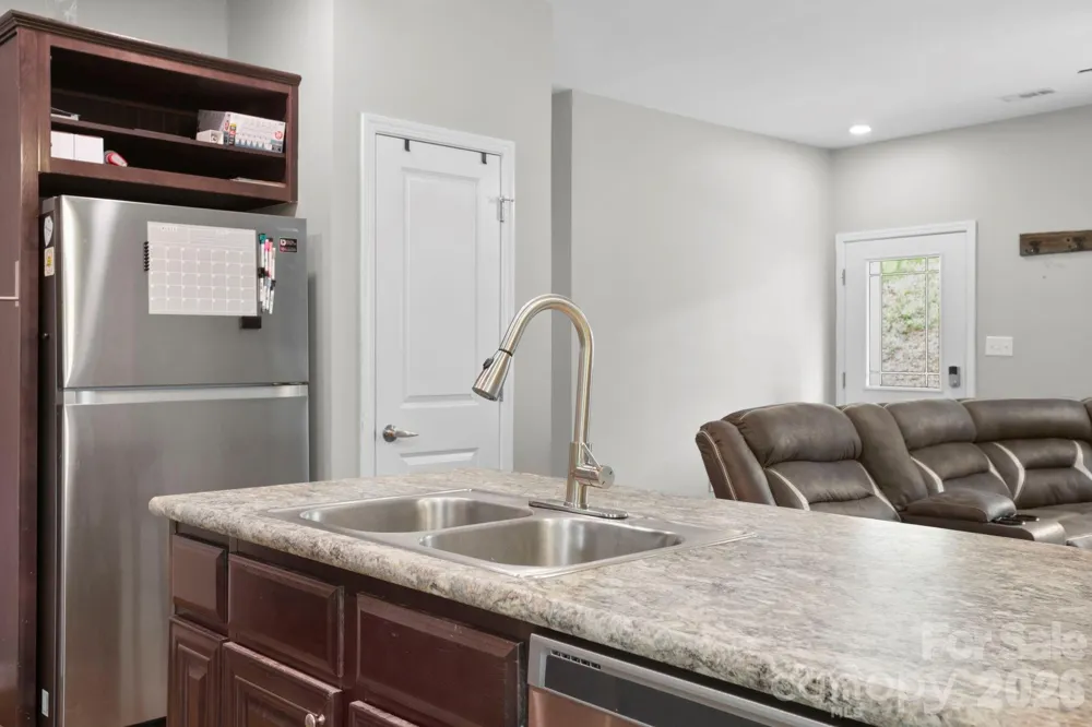 127 Cairens Ridge Drive Mills River, NC 28759