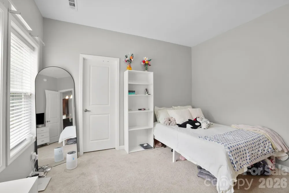 127 Cairens Ridge Drive Mills River, NC 28759