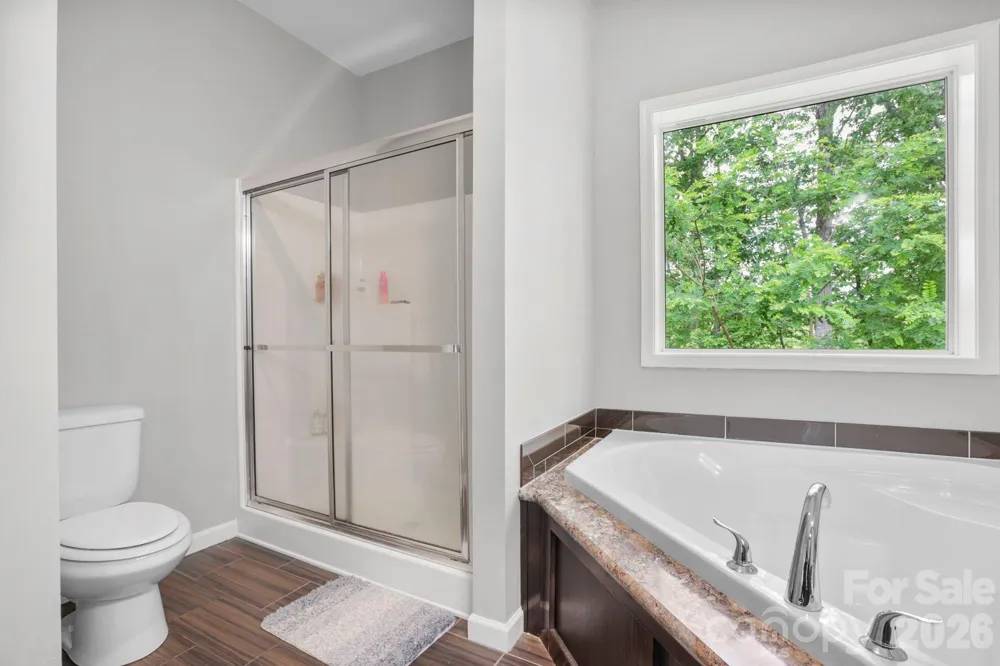127 Cairens Ridge Drive Mills River, NC 28759