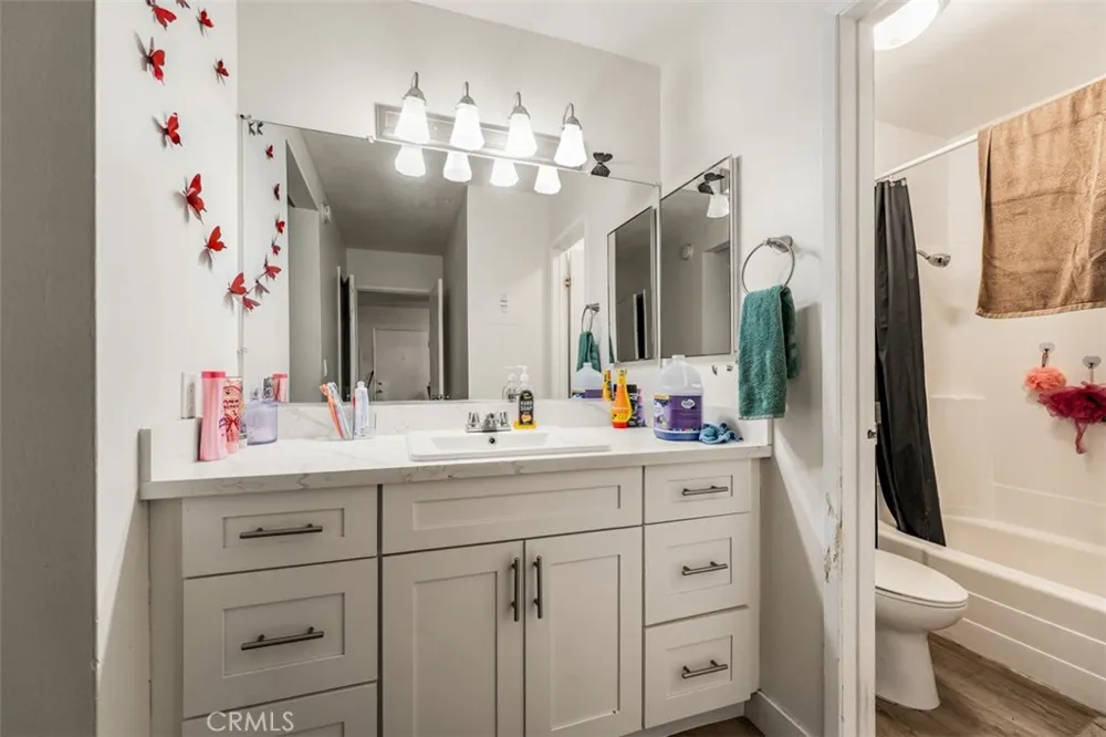 801 S Lyon #A105 Santa Ana, CA 92705