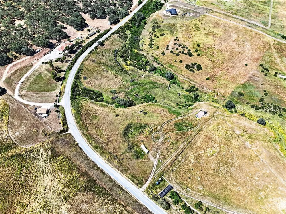 4575 Interlake Bradley, CA 93426