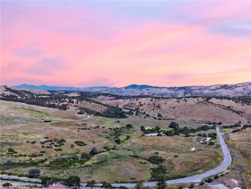 4575 Interlake Bradley, CA 93426