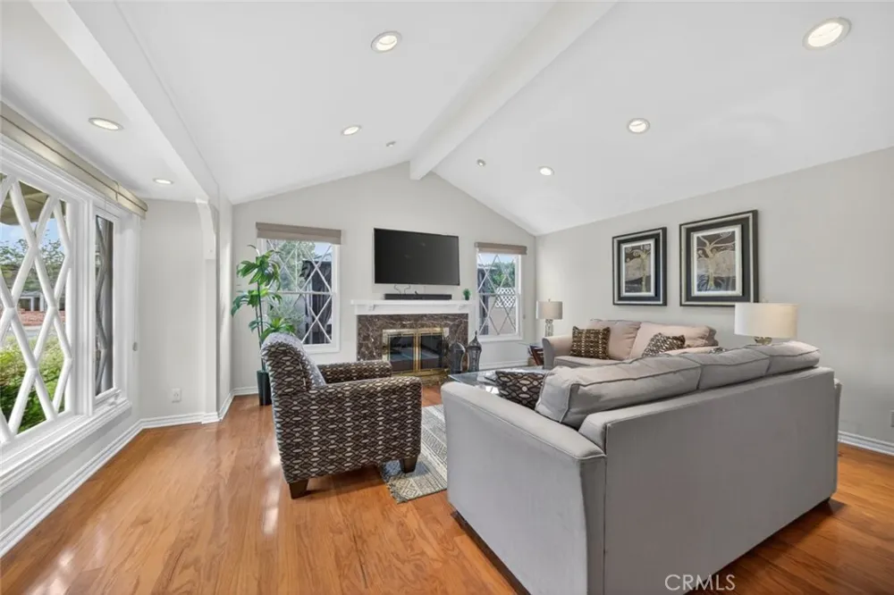 3342 Hillrose Drive Rossmoor, CA 90720
