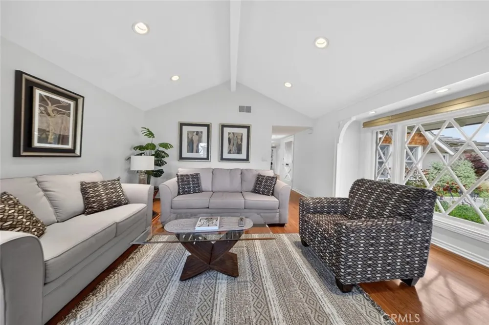 3342 Hillrose Drive Rossmoor, CA 90720