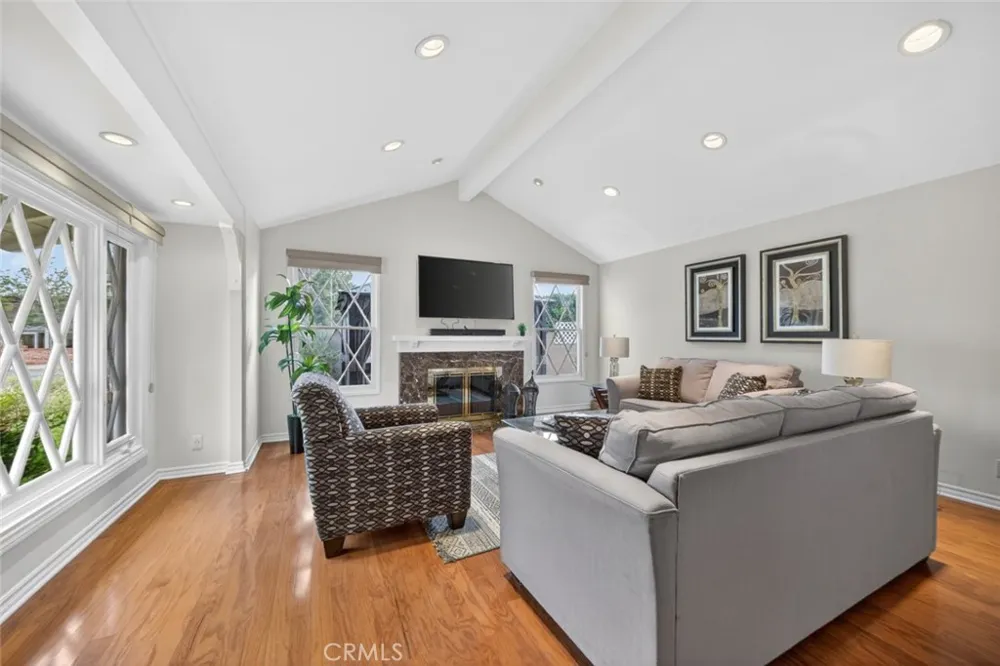 3342 Hillrose Drive Rossmoor, CA 90720