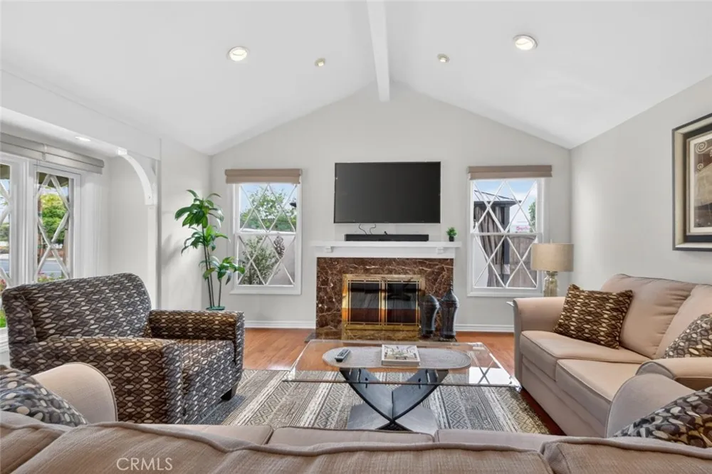 3342 Hillrose Drive Rossmoor, CA 90720