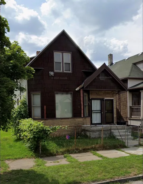 3632 E Hancock Street