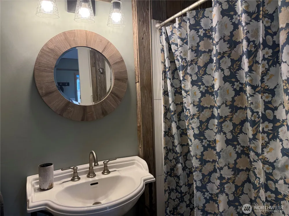 27105 K PLACE Ocean Park, WA 98640