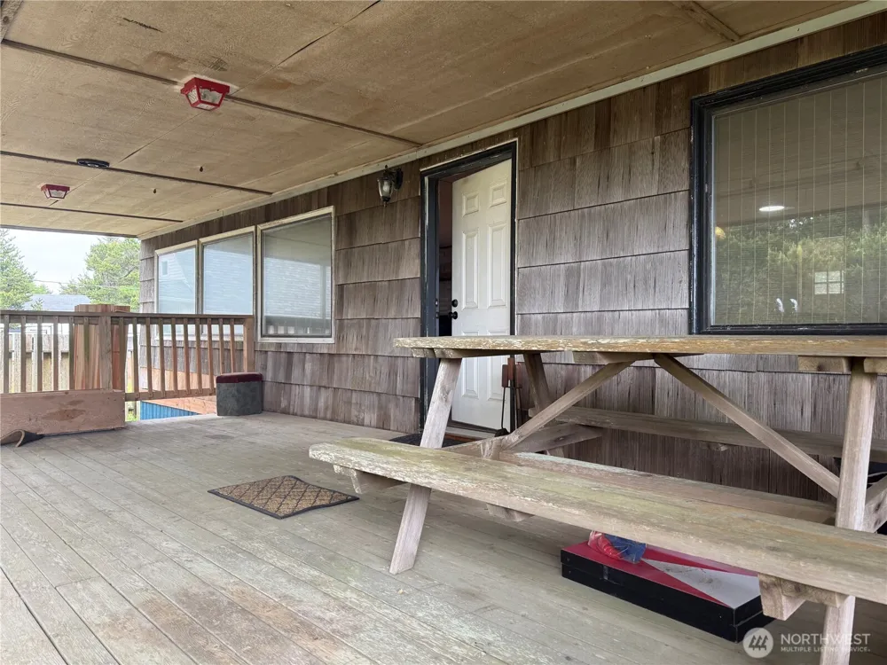 27105 K PLACE Ocean Park, WA 98640