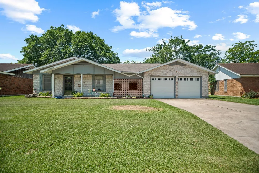 519 Travis Street Port Lavaca, TX 77979