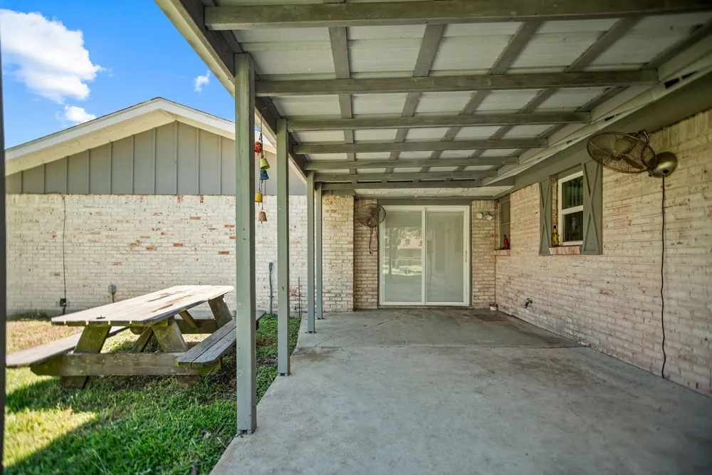519 Travis Street Port Lavaca, TX 77979