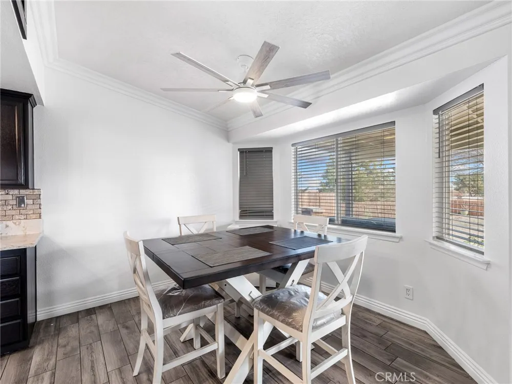 6791 Redwood Avenue Hesperia, CA 92345