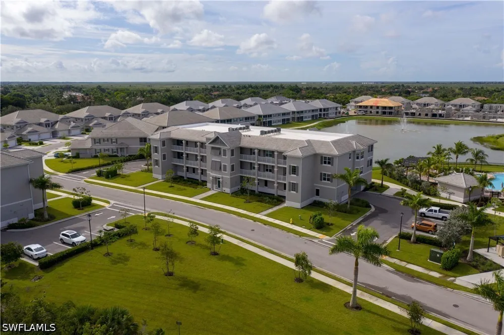 Indies Drive E #106 Naples, FL 34114