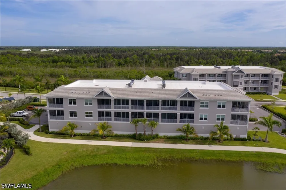 Indies Drive E #106 Naples, FL 34114