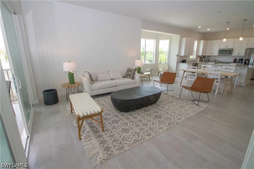 Indies Drive E #106 Naples, FL 34114