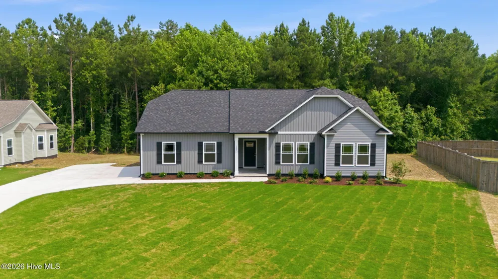 123 Trellis Lane Vanceboro, NC 28586