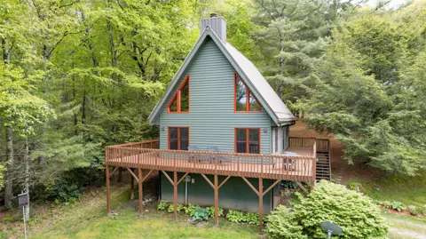 227 Lullwater Cove