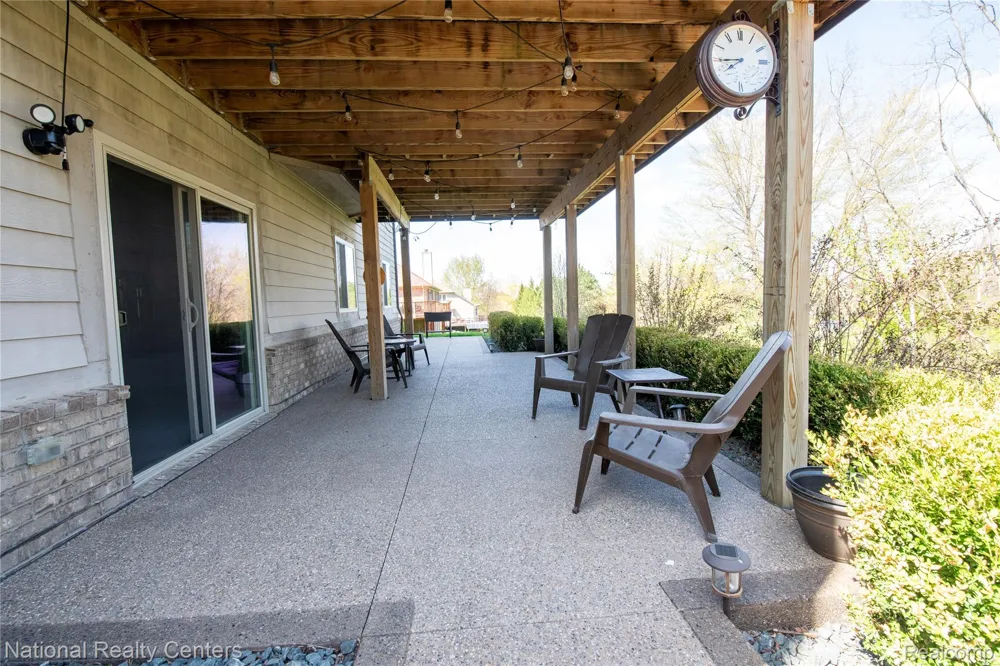 70376 Hillside Court Bruce Township, MI 48065