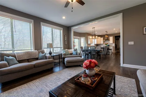 70376 Hillside Court