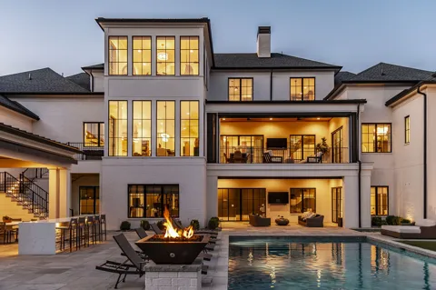 8114 Heirloom Blvd