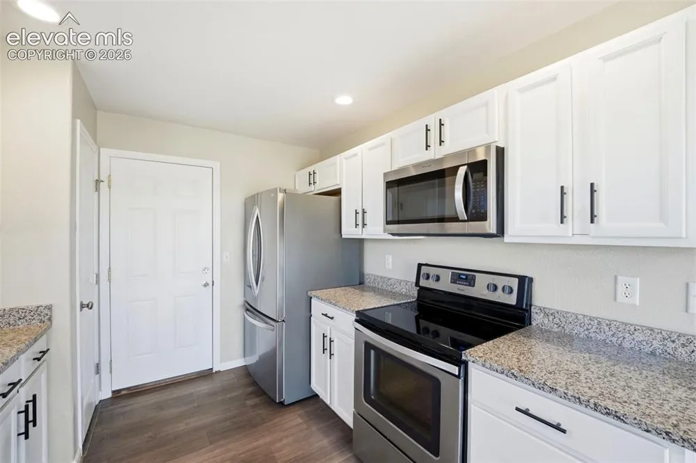 1169 E Canary Drive Pueblo, CO 81007