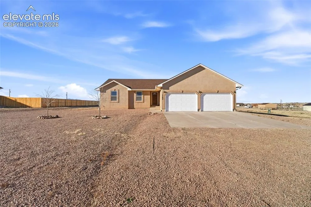 1169 E Canary Drive Pueblo, CO 81007