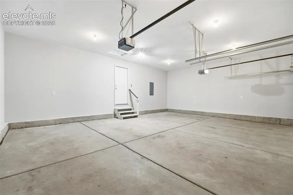 1169 E Canary Drive Pueblo, CO 81007