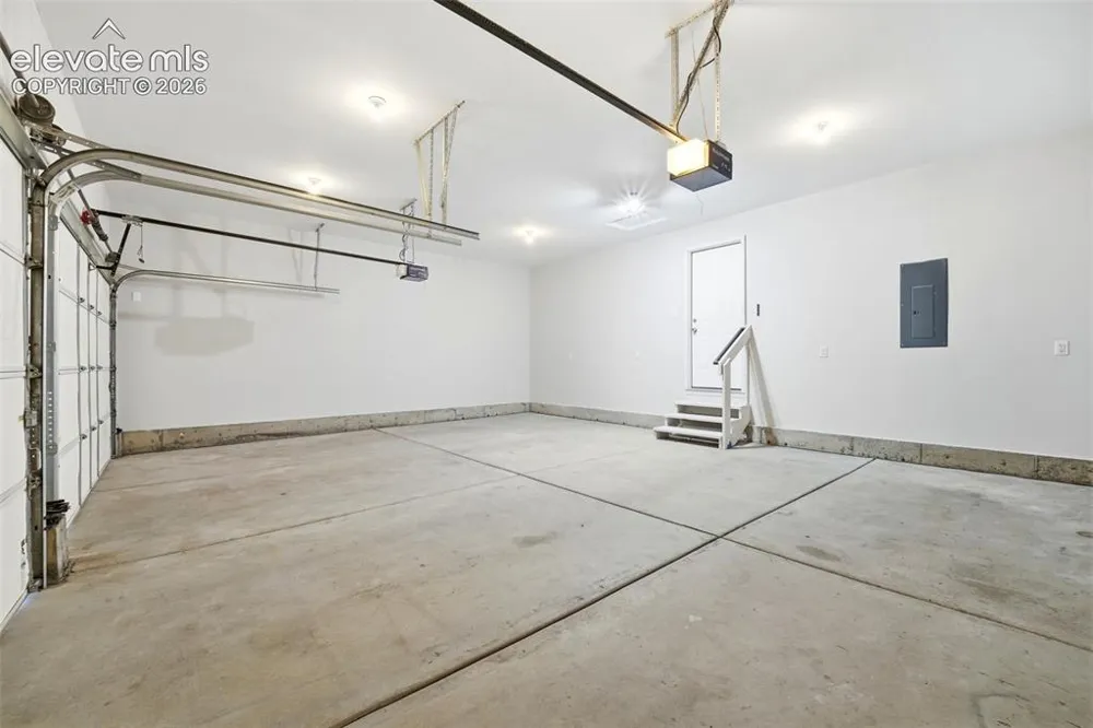 1169 E Canary Drive Pueblo, CO 81007