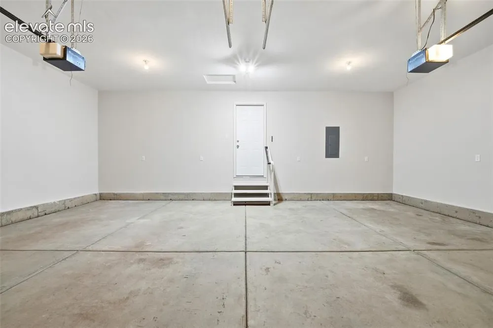 1169 E Canary Drive Pueblo, CO 81007