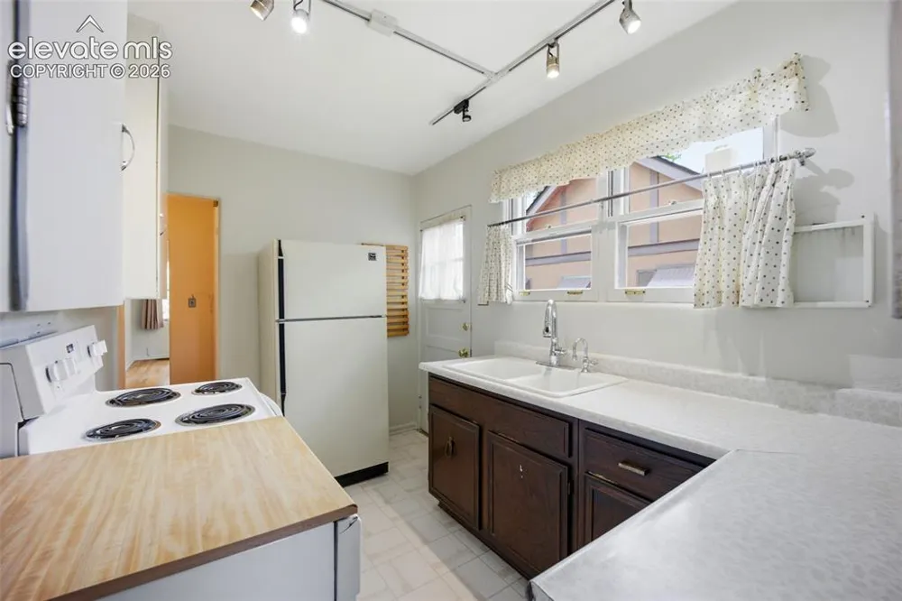 1347 Prospect Street Colorado Springs, CO 80903
