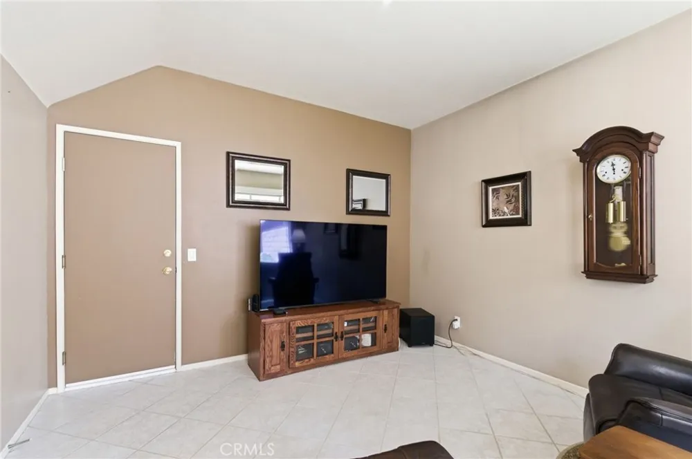 1738 Millpark Simi Valley, CA 93065