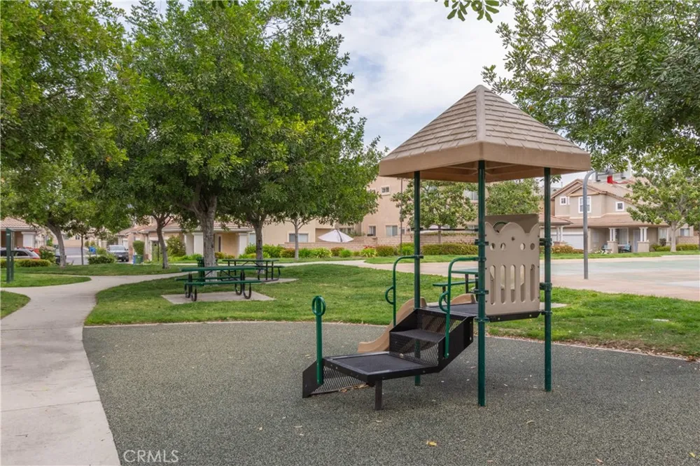 1738 Millpark Simi Valley, CA 93065