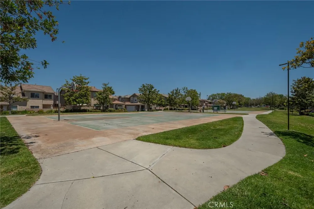 1738 Millpark Simi Valley, CA 93065