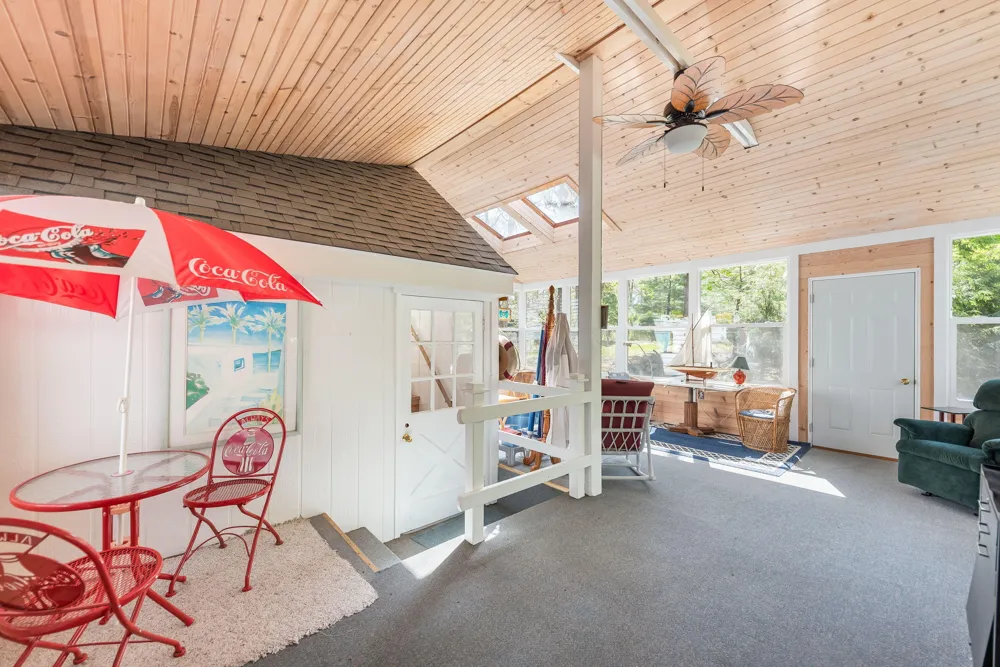4175 Creek Drive New Buffalo, MI 49117