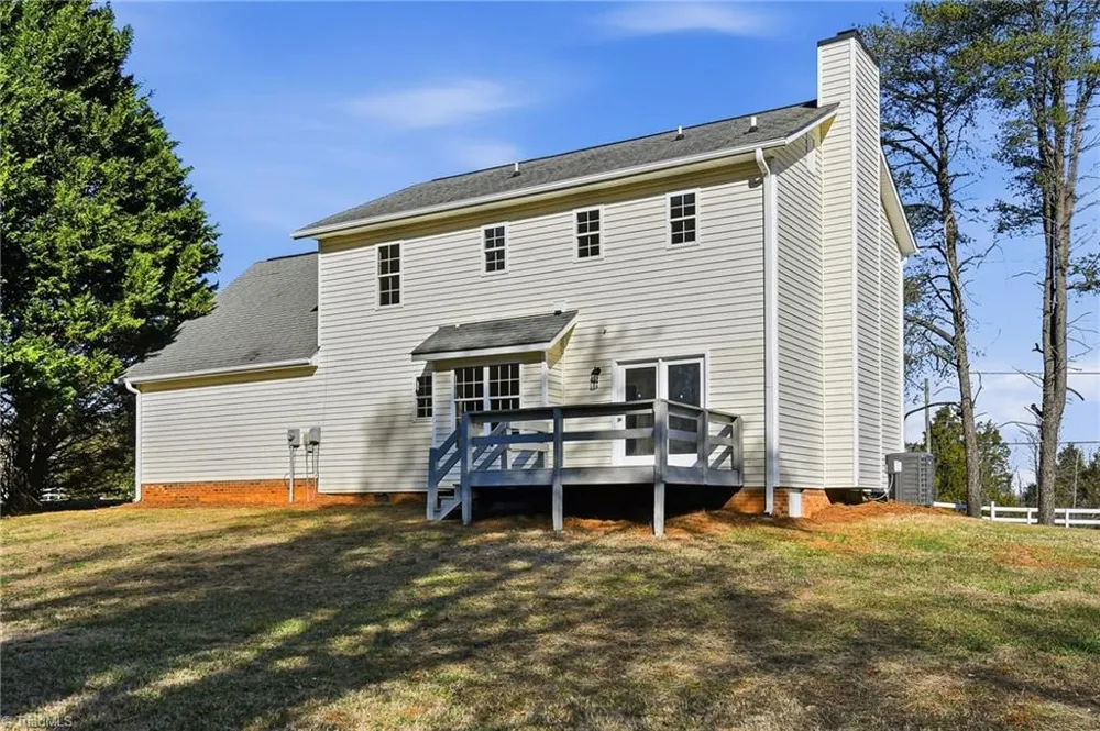 5965 Bethania Tobaccoville Road Pfafftown, NC 27040