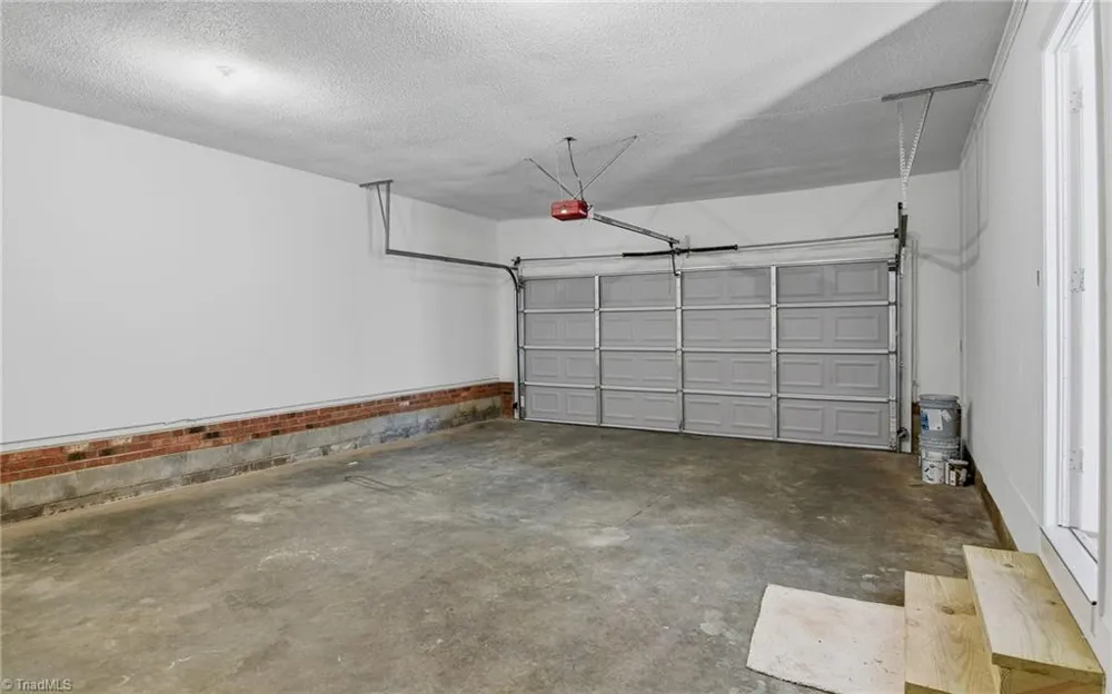5965 Bethania Tobaccoville Road Pfafftown, NC 27040