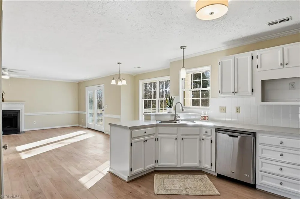 5965 Bethania Tobaccoville Road Pfafftown, NC 27040