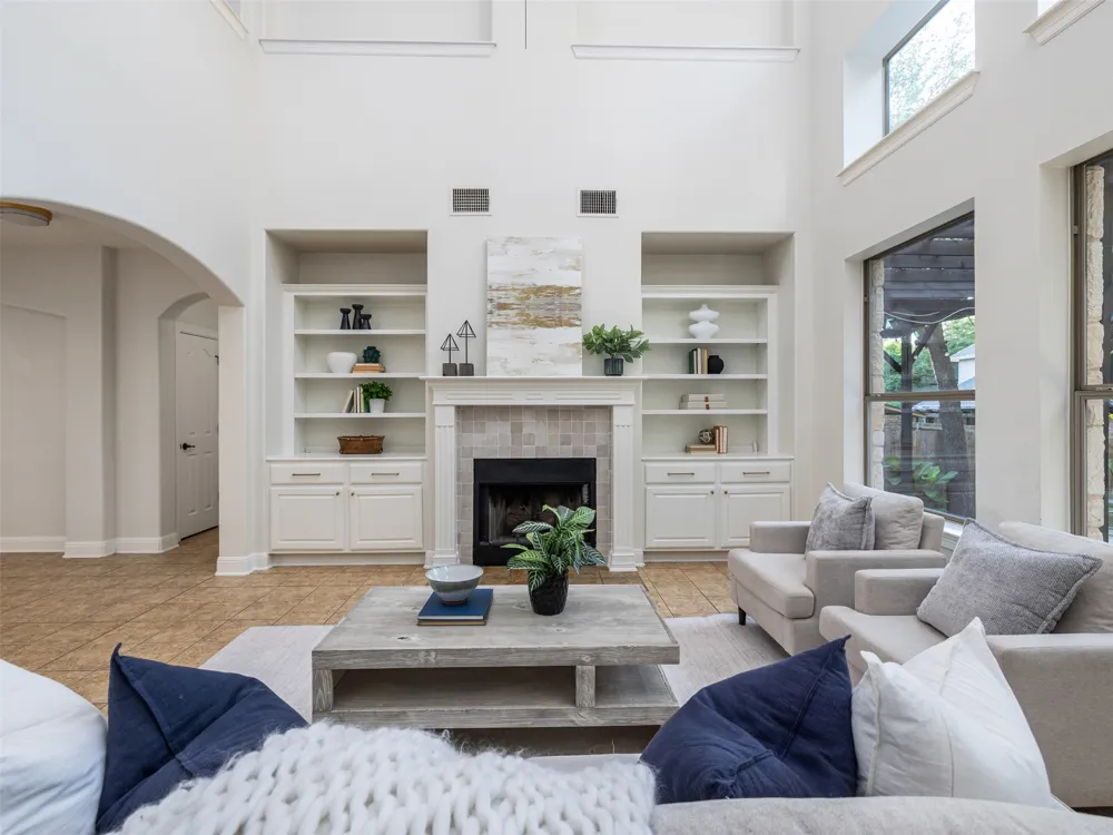 2709 Deep River Circle Round Rock, TX 78665