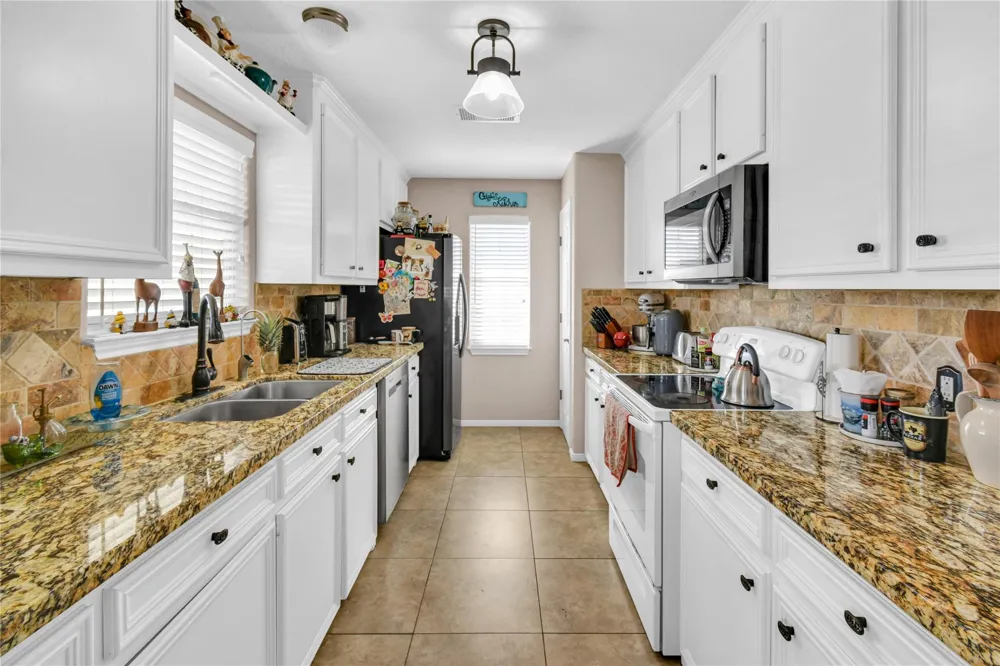 115 Driftwood Road Freeport, TX 77541
