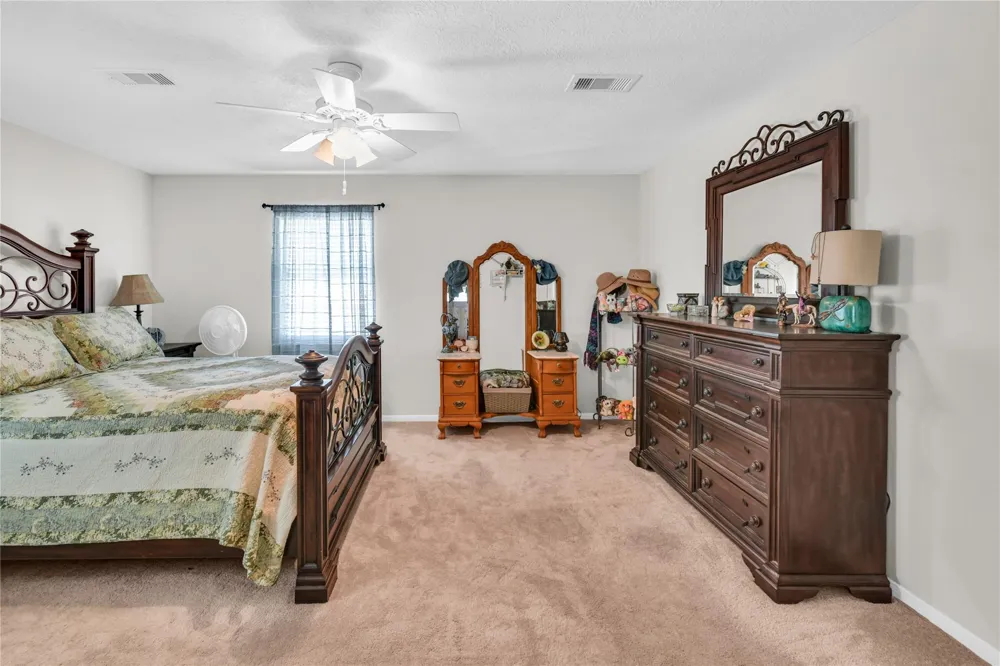 115 Driftwood Road Freeport, TX 77541