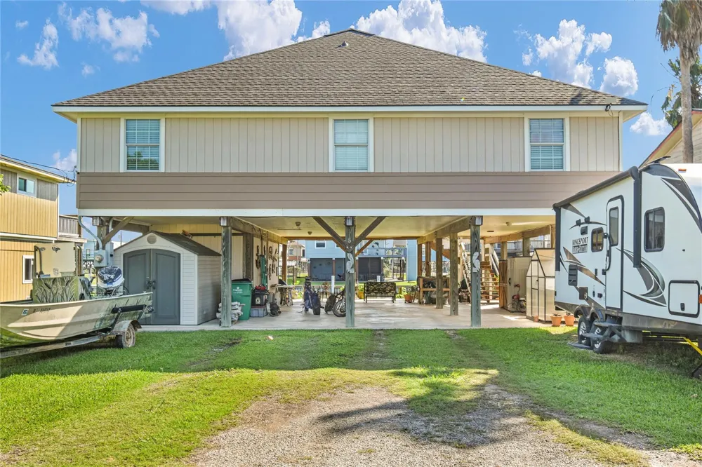 115 Driftwood Road Freeport, TX 77541