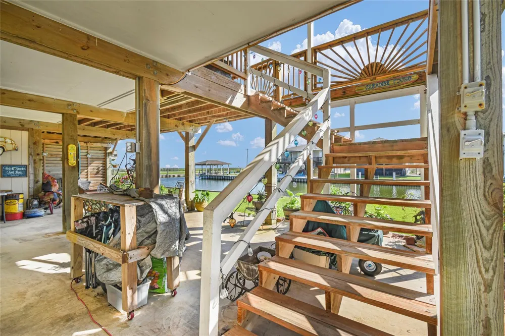 115 Driftwood Road Freeport, TX 77541