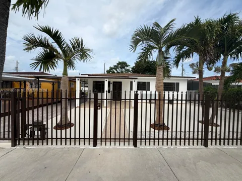2541 W 10th Ave