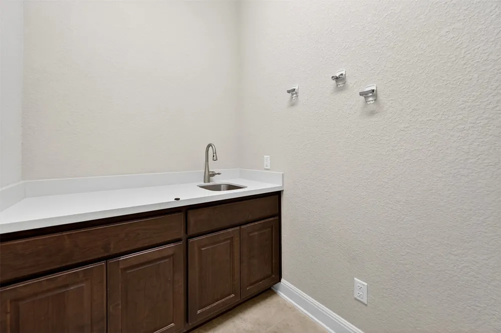 1201 Positano Pass Leander, TX 78641