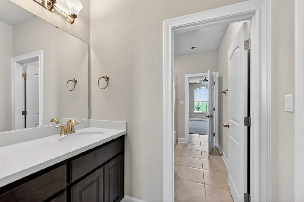1201 Positano Pass Leander, TX 78641