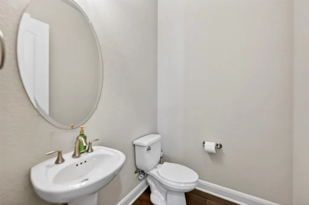 1201 Positano Pass Leander, TX 78641