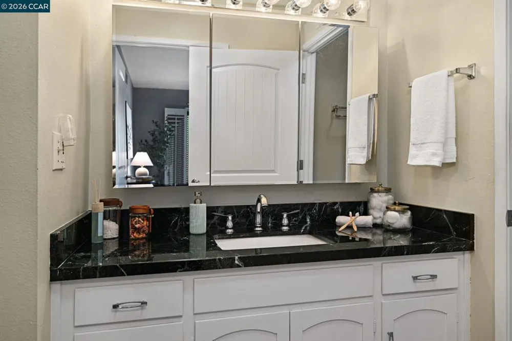 2233 Pine Knoll Dr #4 Walnut Creek, CA 94595