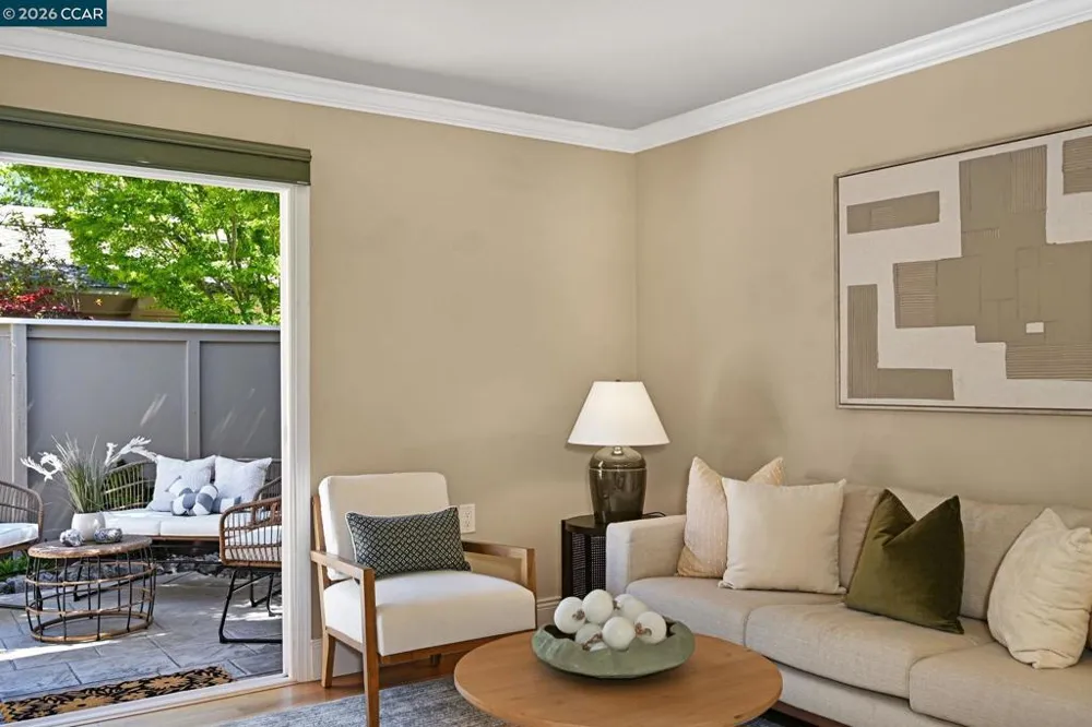 2233 Pine Knoll Dr #4 Walnut Creek, CA 94595
