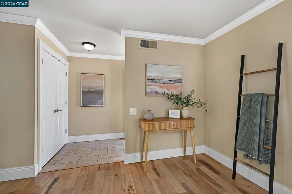 2233 Pine Knoll Dr #4 Walnut Creek, CA 94595