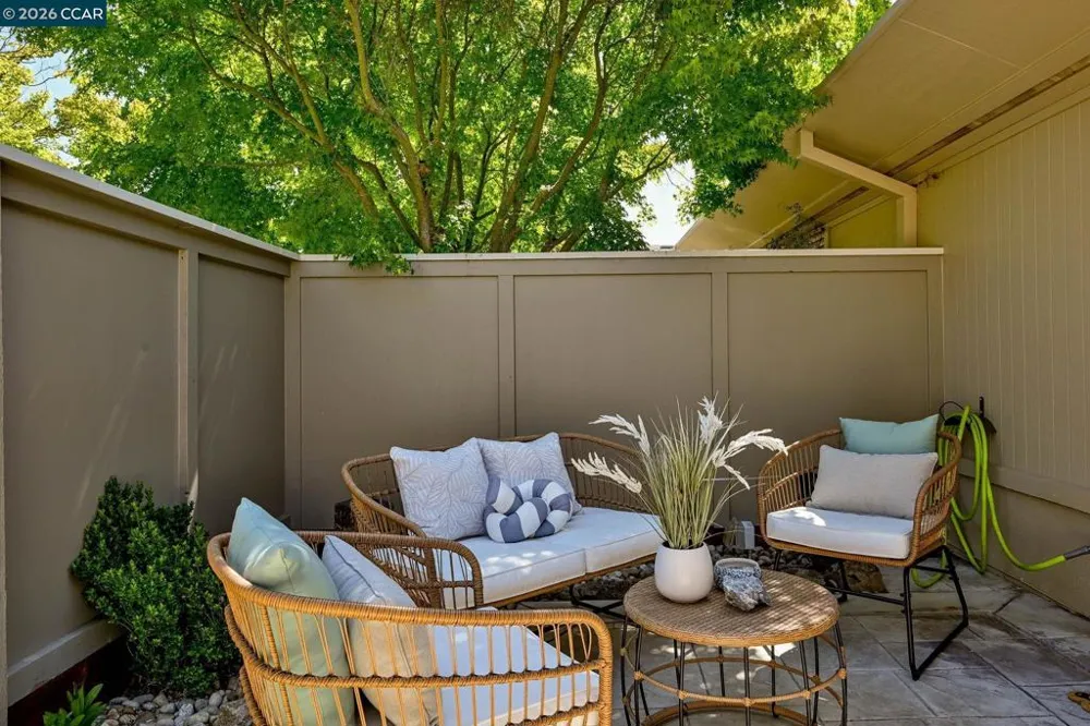 2233 Pine Knoll Dr #4 Walnut Creek, CA 94595